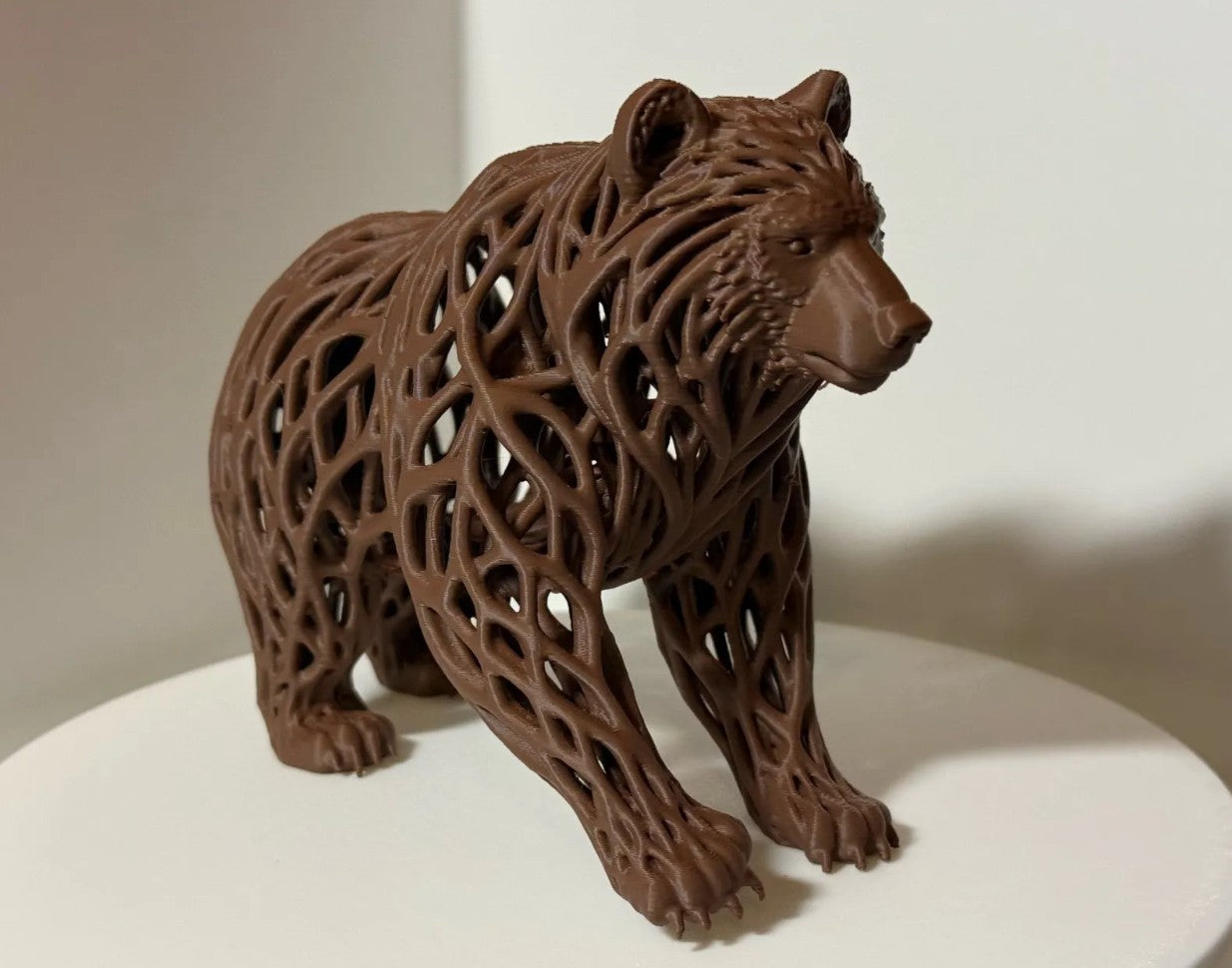 Voronoi Grizzly Bear Sculpture – small size in chocolate brown